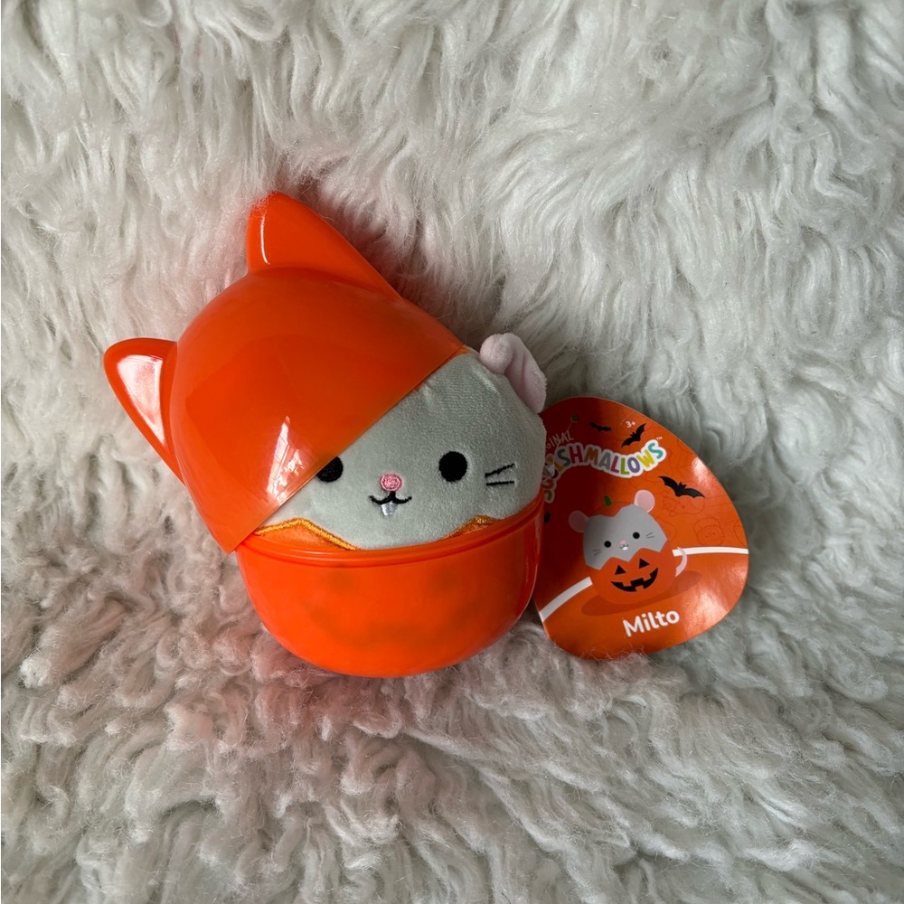NWT Milto the mouse Squishmallow in orange Halloween mystery capsule